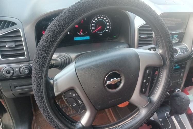 Used Chevrolet Captiva 2014 2.4L 4x4 Flagship Edition 7 Seats Steering Wheel