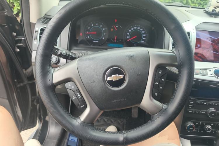 Used Chevrolet Captiva 2014 2.4L 4x4 Flagship Edition 7 Seats Steering Wheel