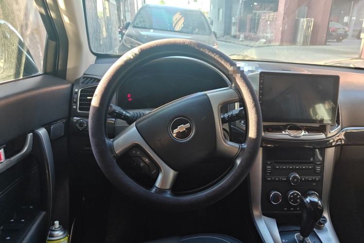 Used Chevrolet Captiva 2014 2.4L Two-Wheel Drive Urban Version 7 Seats Steering Wheel