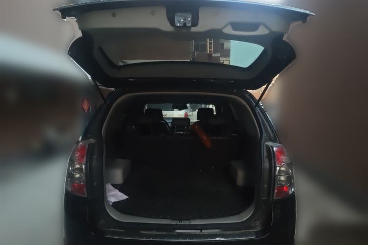 Used Chevrolet Captiva 2014 2.4L 4x4 Luxury Edition 5 Seats Trunk