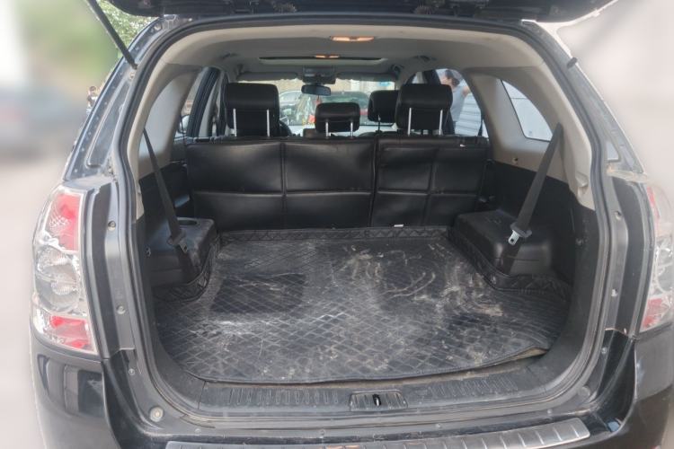 Used Chevrolet Captiva 2014 2.4L 4x4 Flagship Edition 7 Seats Trunk