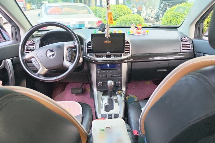 Used Chevrolet Captiva 2014 2.4L 4x4 Flagship Edition 7 Seats Center Console