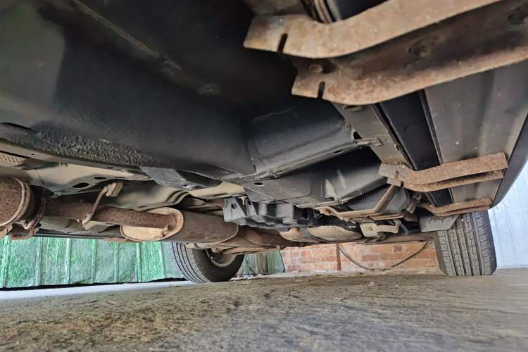 Used Chevrolet Captiva 2014 2.4L Two-Wheel Drive Urban Version 7 Seats Chassis Front Left