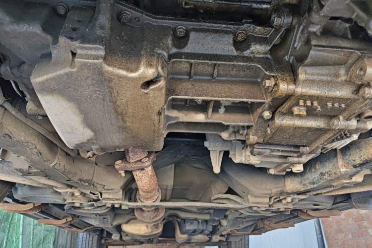 Used Chevrolet Captiva 2014 2.4L Two-Wheel Drive Urban Version 7 Seats Chassis Front