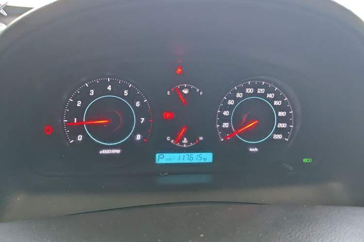 Used Chevrolet Captiva 2014 2.4L Two-Wheel Drive Urban Version 7 Seats Instrument Cluster