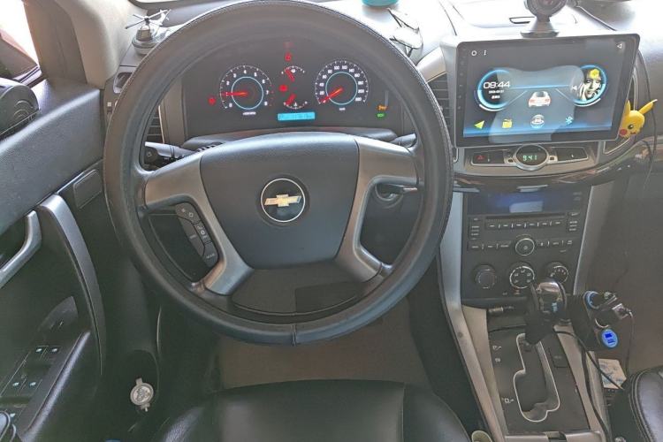 Used Chevrolet Captiva 2014 2.4L Two-Wheel Drive Urban Version 7 Seats Steering Wheel