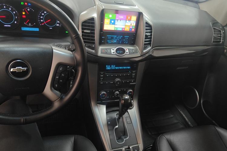 Used Chevrolet Captiva 2014 2.4L 4x4 Flagship Edition 7 Seats Center Console