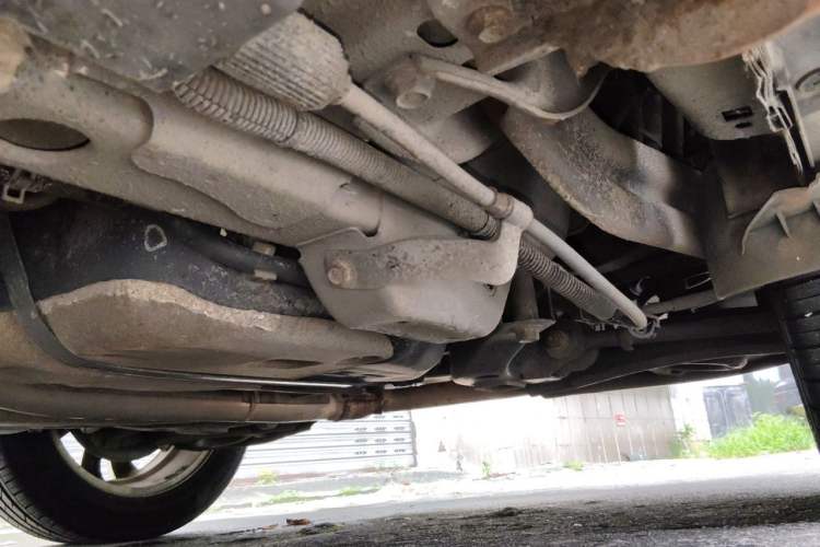 Used Chevrolet Captiva 2014 2.4L 4x4 Flagship Edition 7 Seats Chassis Rear Left