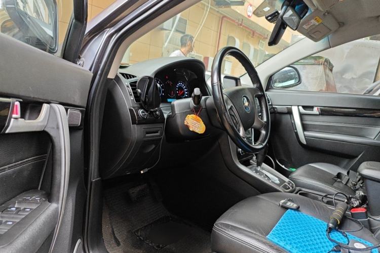 Used Chevrolet Captiva 2014 2.4L 4x4 Flagship Edition 7 Seats Driver Seat