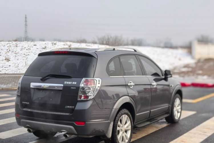 Used Chevrolet Captiva 2014 2.4L 4x4 Flagship Edition 7 Seats Exterior 4