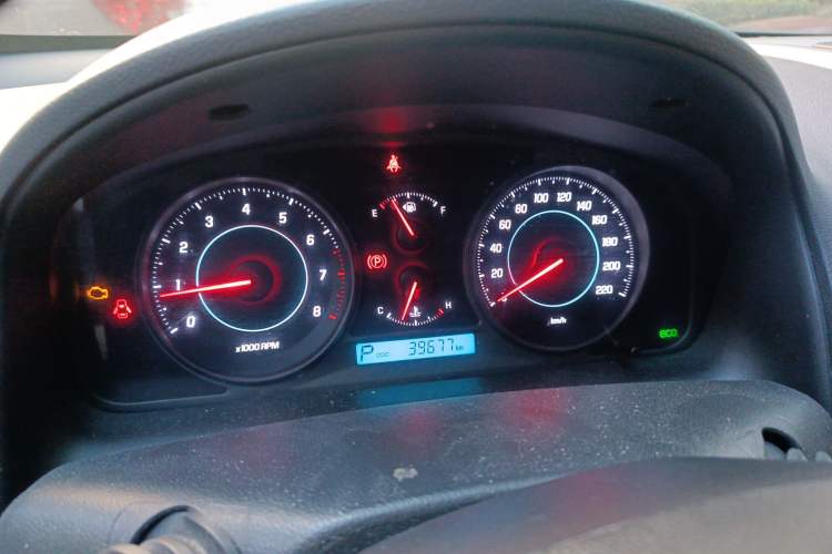 Used Chevrolet Captiva 2014 2.4L Two-Wheel Drive Urban Version 7 Seats Instrument Cluster