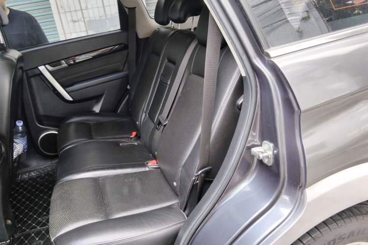 Used Chevrolet Captiva 2014 2.4L 4x4 Flagship Edition 7 Seats Left Rear Seat