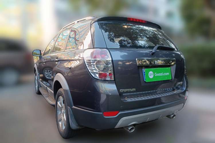 Used Chevrolet Captiva 2014 2.4L Two-Wheel Drive Urban Version 7 Seats Rear Left 45 Deg