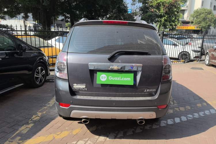Used Chevrolet Captiva 2014 2.4L Two-Wheel Drive Urban Version 7 Seats Rear