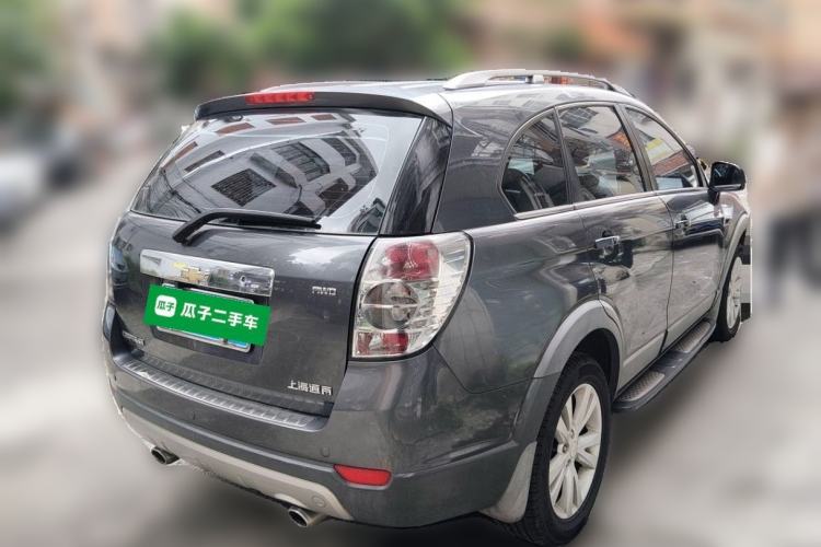 Used Chevrolet Captiva 2014 2.4L 4x4 Flagship Edition 7 Seats Rear Right 45 Deg