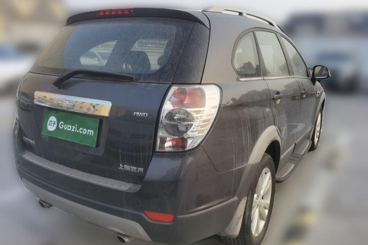 Used Chevrolet Captiva 2014 2.4L 4x4 Flagship Edition 7 Seats Rear Right 45 Deg