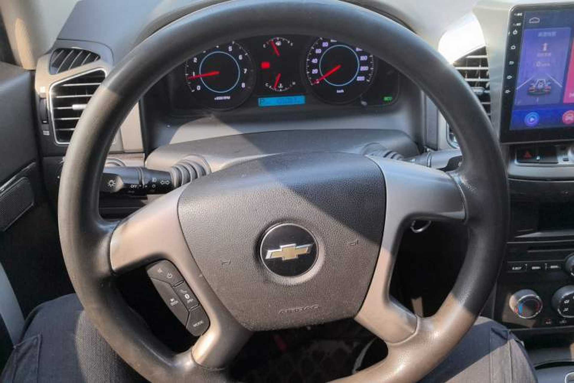 Used Chevrolet Captiva 2014 2.4L Two-Wheel Drive Urban Version 7 Seats Steering Wheel