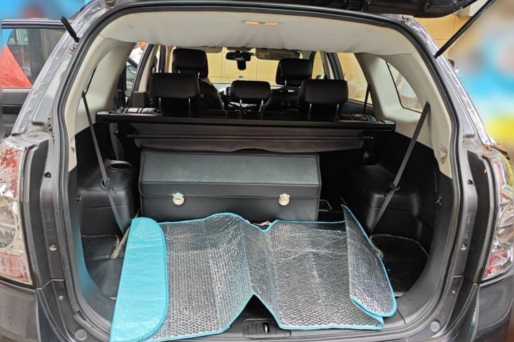 Used Chevrolet Captiva 2014 2.4L 4x4 Flagship Edition 7 Seats Trunk