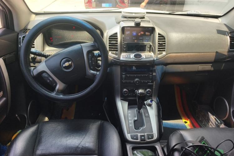 Used Chevrolet Captiva 2014 2.4L 4x4 Flagship Edition 7 Seats Center Console
