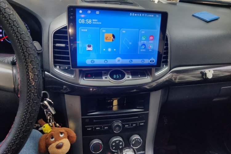 Used Chevrolet Captiva 2014 2.4L Two-Wheel Drive Urban Version 7 Seats Audio And AC Panel