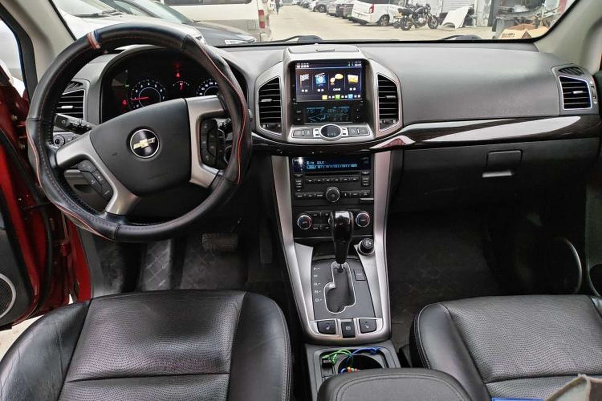 Used Chevrolet Captiva 2014 2.4L 4x4 Flagship Edition 7 Seats Center Console