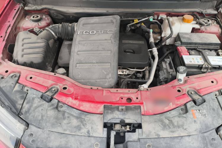 Used Chevrolet Captiva 2014 2.4L 4x4 Flagship Edition 7 Seats Engine Bay