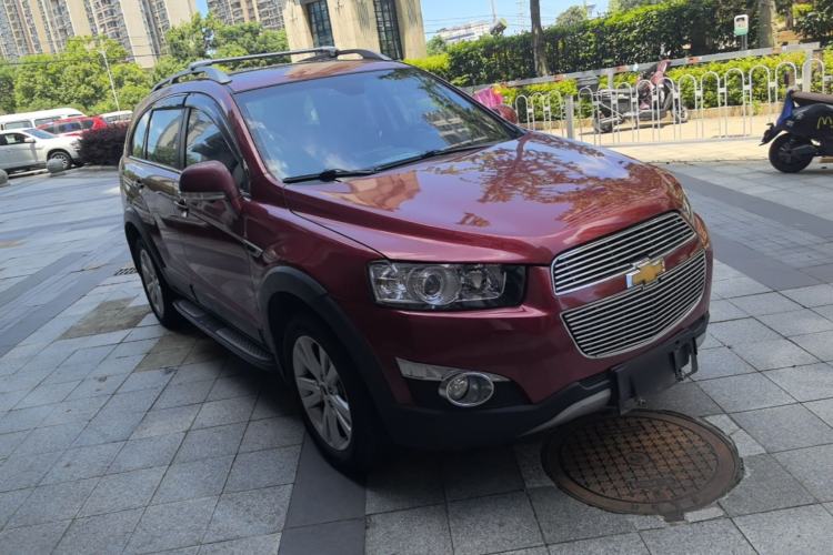 Used Chevrolet Captiva 2014 2.4L Two-Wheel Drive Urban Version 7 Seats Exterior 1