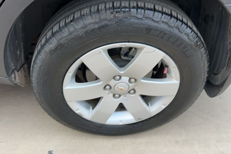 Used Chevrolet Captiva 2014 2.4L 4x4 Luxury Edition 5 Seats Exterior 12