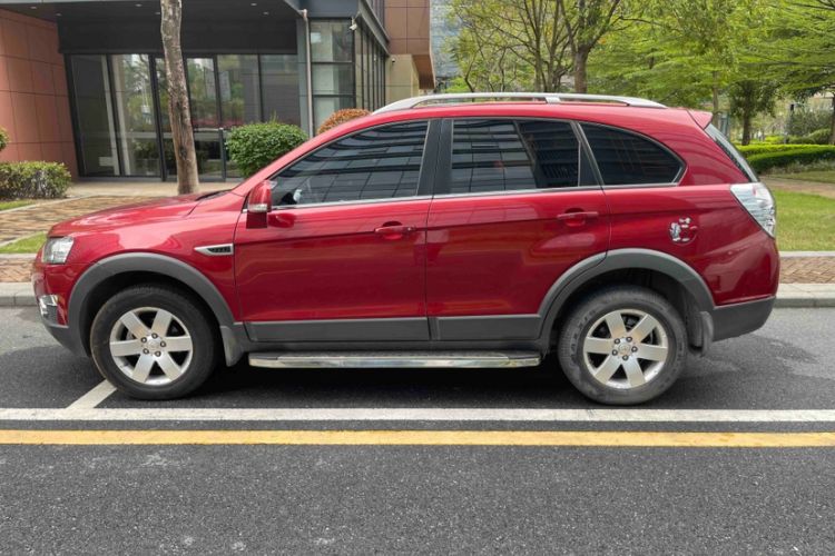 Used Chevrolet Captiva 2014 2.4L Two-Wheel Drive Urban Version 7 Seats Exterior 2