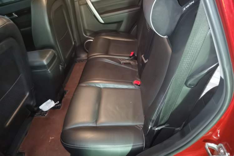 Used Chevrolet Captiva 2014 2.4L 4x4 Flagship Edition 7 Seats Left Rear Seat