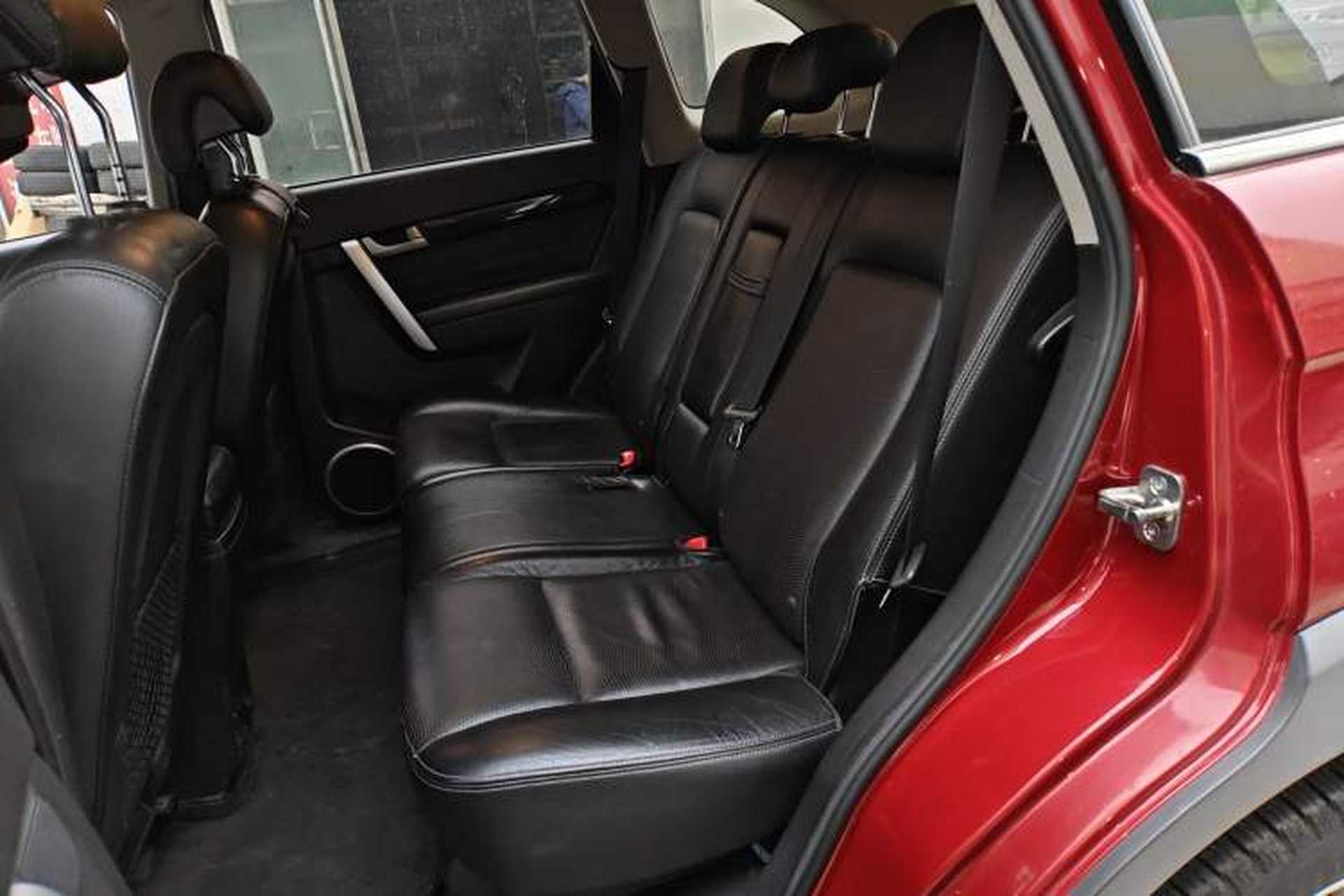 Used Chevrolet Captiva 2014 2.4L 4x4 Flagship Edition 7 Seats Left Rear Seat
