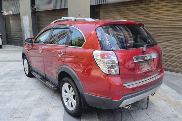 Used Chevrolet Captiva 2014 2.4L Two-Wheel Drive Urban Version 7 Seats Rear Left 45 Deg
