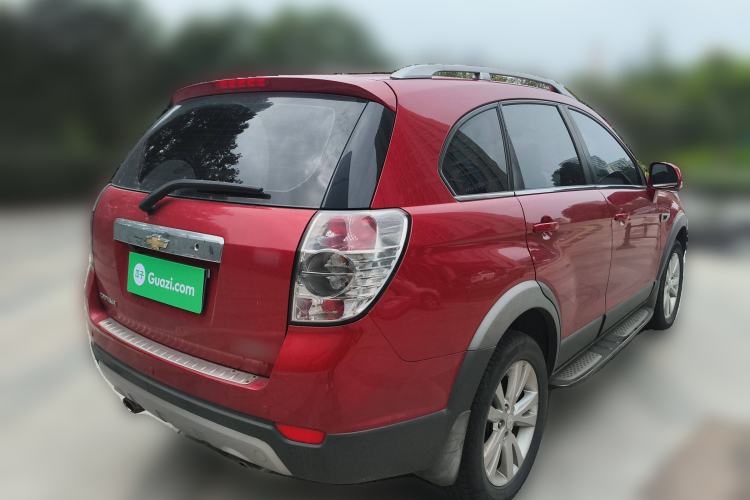 Used Chevrolet Captiva 2014 2.4L 4x4 Flagship Edition 7 Seats Rear Right 45 Deg