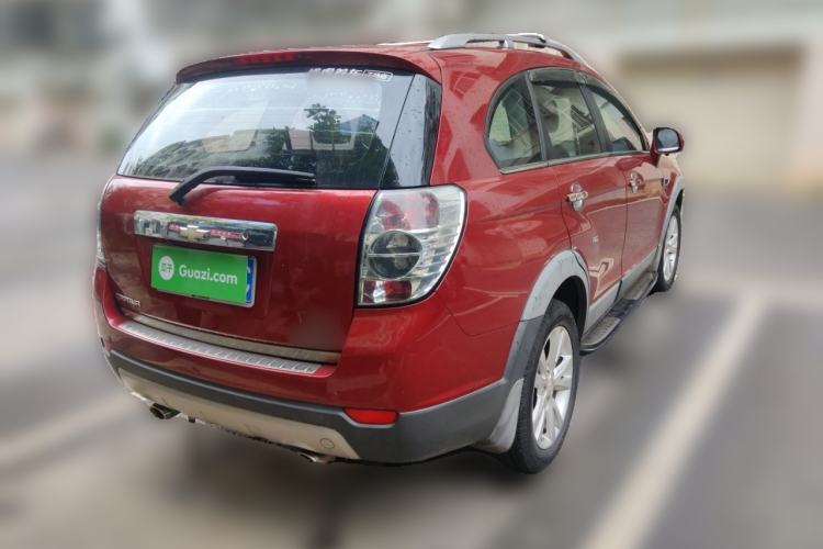 Used Chevrolet Captiva 2014 2.4L Two-Wheel Drive Urban Version 7 Seats Rear Right 45 Deg