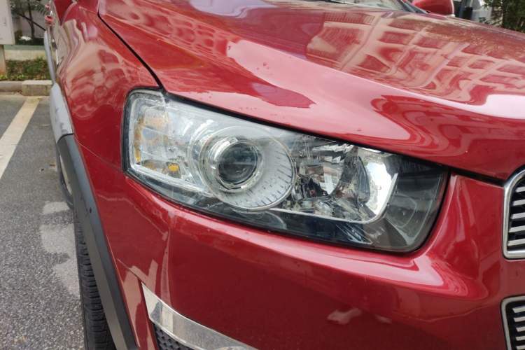 Used Chevrolet Captiva 2014 2.4L Two-Wheel Drive Urban Version 7 Seats Right Front Headlight