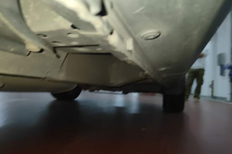 Used Chevrolet Captiva 2014 2.4L 4x4 Flagship Edition 7 Seats Chassis Rear Right