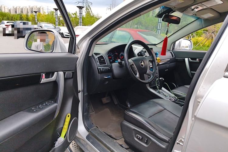 Used Chevrolet Captiva 2014 2.4L 4x4 Flagship Edition 7 Seats Driver Seat
