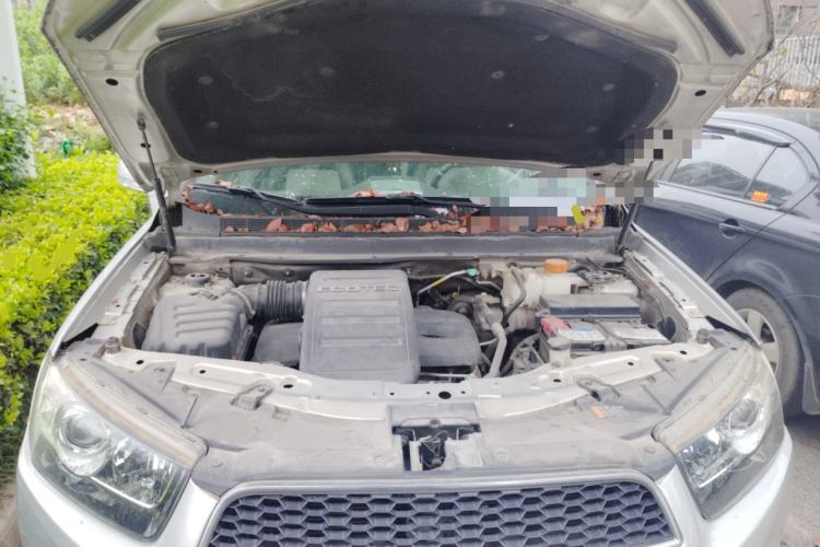 Used Chevrolet Captiva 2014 2.4L Two-Wheel Drive City Edition 5 Seats Engine Bay