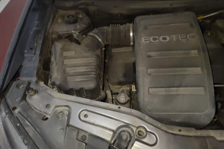Used Chevrolet Captiva 2014 2.4L 4x4 Flagship Edition 7 Seats Engine Bay Right