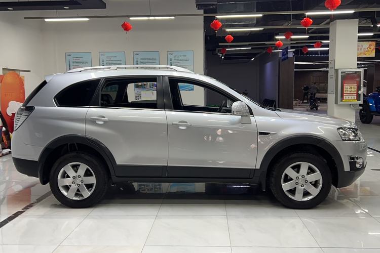 Used Chevrolet Captiva 2014 2.4L Two-Wheel Drive Urban Version 7 Seats Exterior 2