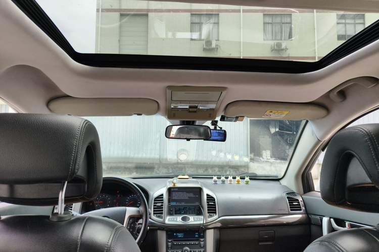 Used Chevrolet Captiva 2014 2.4L 4x4 Flagship Edition 7 Seats Headliner