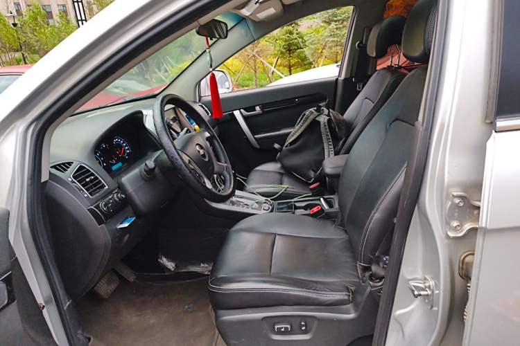 Used Chevrolet Captiva 2014 2.4L 4x4 Flagship Edition 7 Seats Left Front Seat