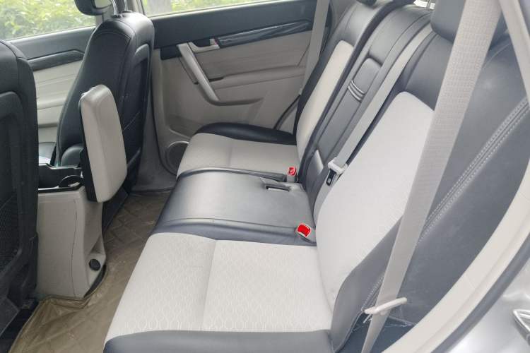 Used Chevrolet Captiva 2014 2.4L Two-Wheel Drive City Edition 5 Seats Left Rear Seat