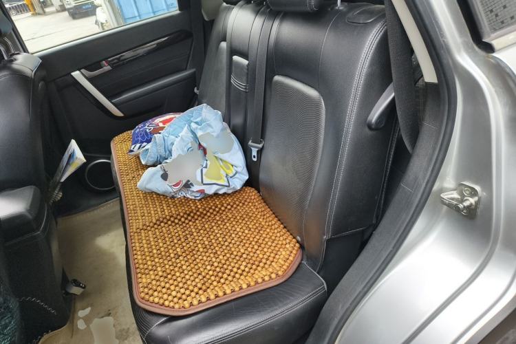 Used Chevrolet Captiva 2014 2.4L 4x4 Flagship Edition 7 Seats Left Rear Seat