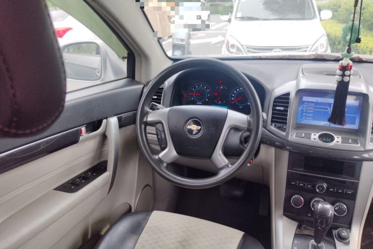 Used Chevrolet Captiva 2014 2.4L Two-Wheel Drive City Edition 5 Seats Steering Wheel