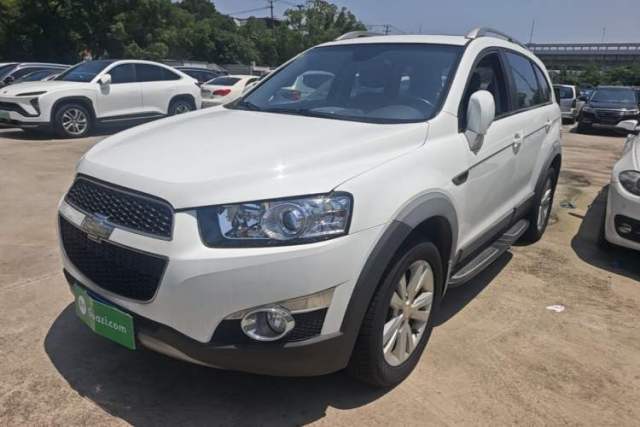 Used Chevrolet Captiva 2014 2.4L 4x4 Flagship Edition 7 Seats