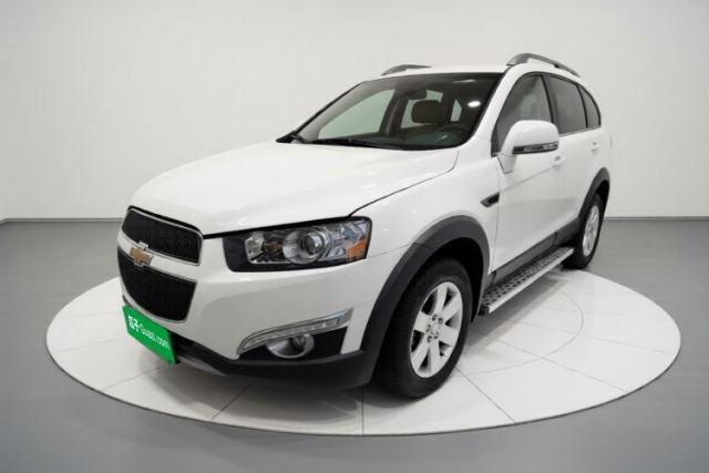 Ojetý Chevrolet Captiva 2014 2.4L Two-Wheel Drive Urban Version 7 Seats