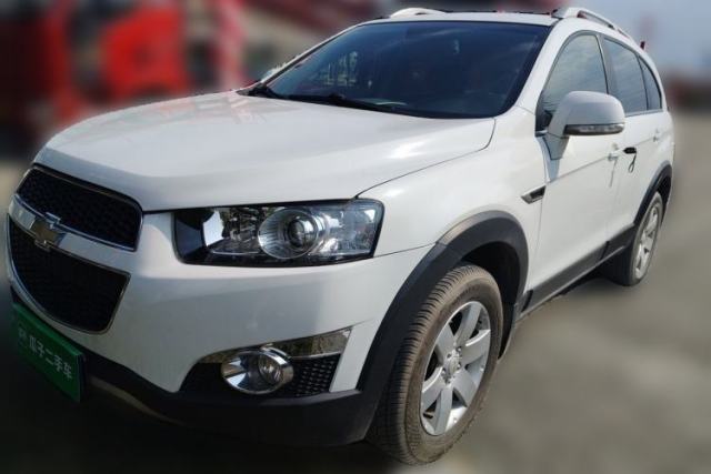Ojetý Chevrolet Captiva 2014 2.4L 4x4 Luxury Edition 5 Seats
