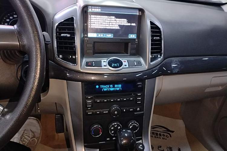 Used Chevrolet Captiva 2014 2.4L Two-Wheel Drive City Edition 5 Seats Audio And AC Panel