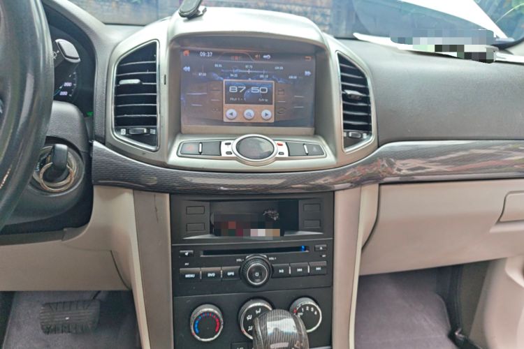 Used Chevrolet Captiva 2014 2.4L Two-Wheel Drive City Edition 5 Seats Audio And AC Panel